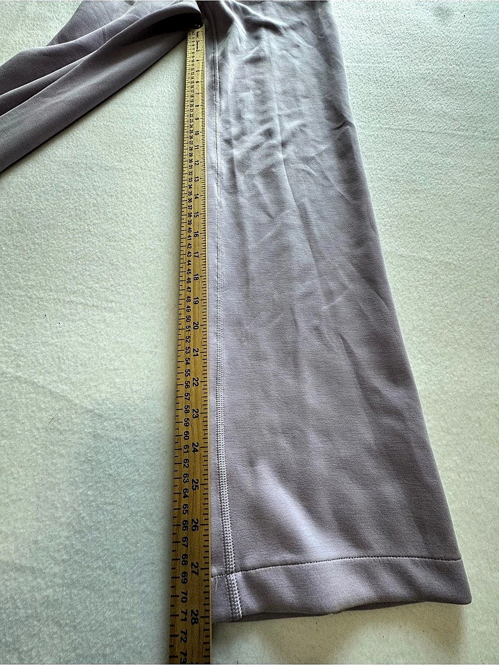 lululemon Scuba Mid-Rise Wide-Leg Sweatpants Purple ash sz 0 - Picture 8 of 9
